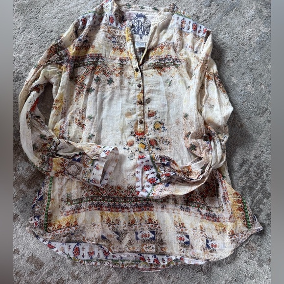 Floral Relaxed Buttoned Blouse with Mandarin Collar - Picture 13 of 15
